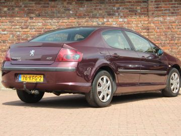 Peugeot 407
